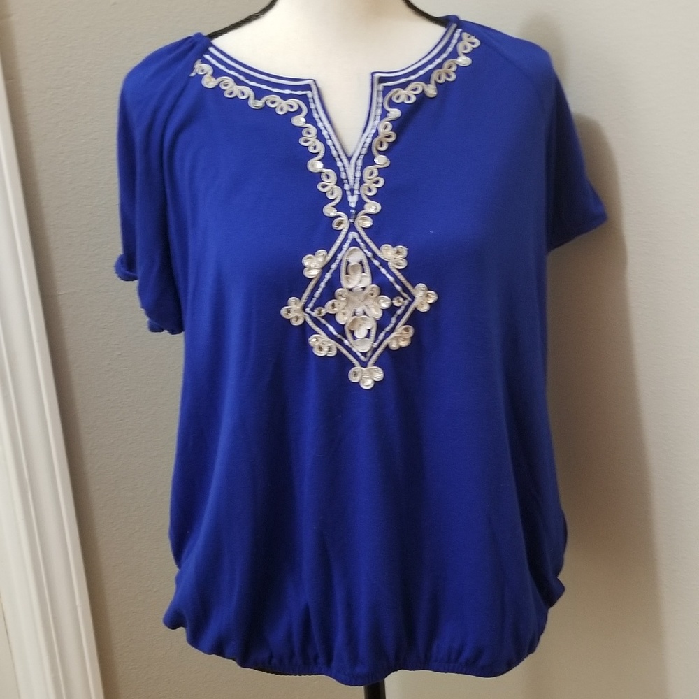 Cato Woman sz 14/16W Sapphire Blue v-neck top